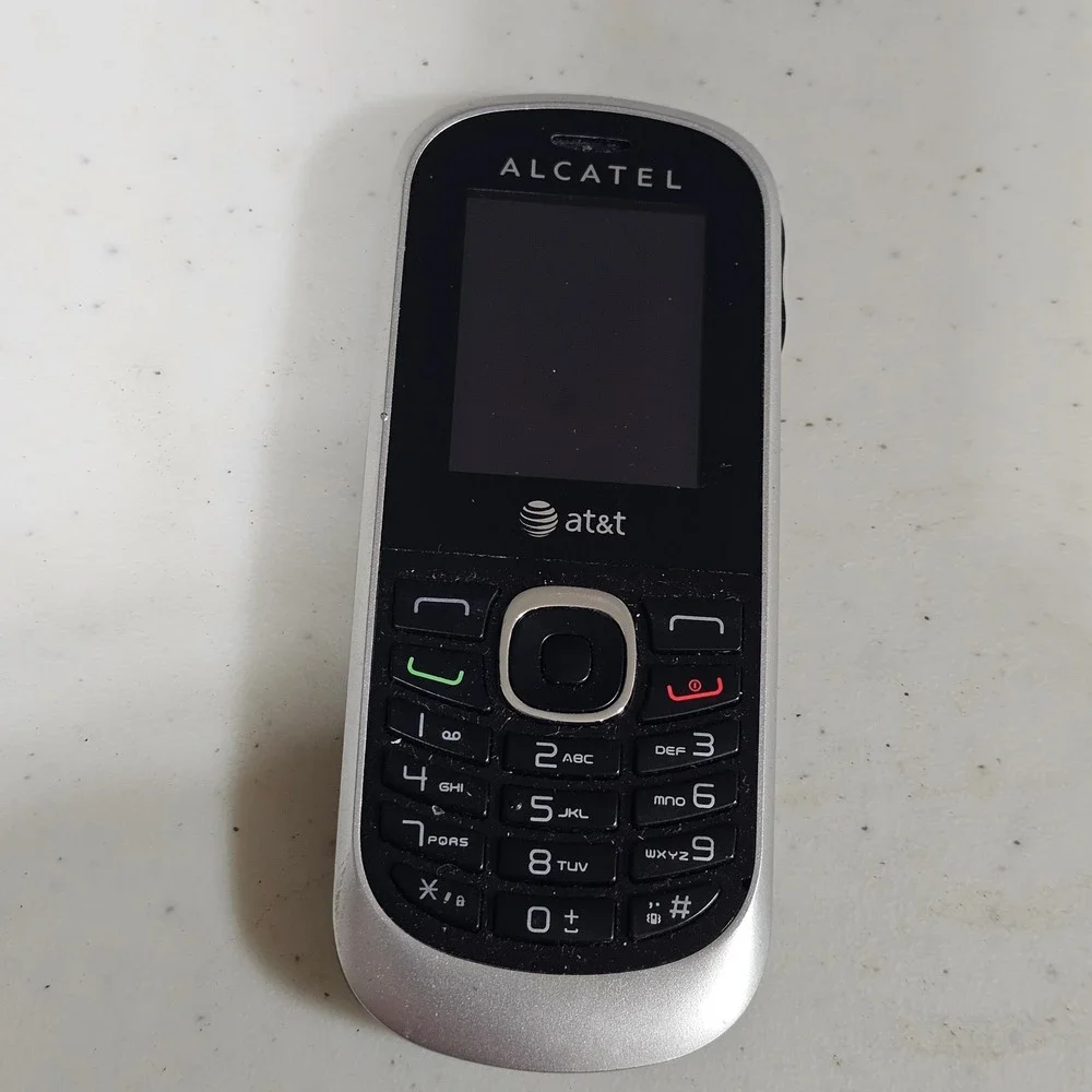 Alcatel OT510APIB AT&T Black Silver Basic Bar Cell Phone T9 Keypad 850mAh